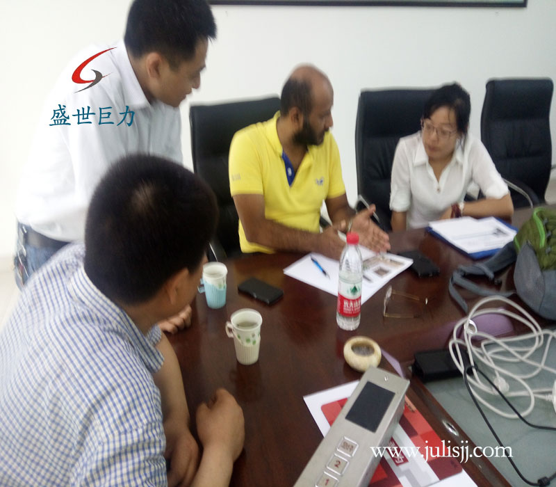 孟加拉客户顺利签定合同